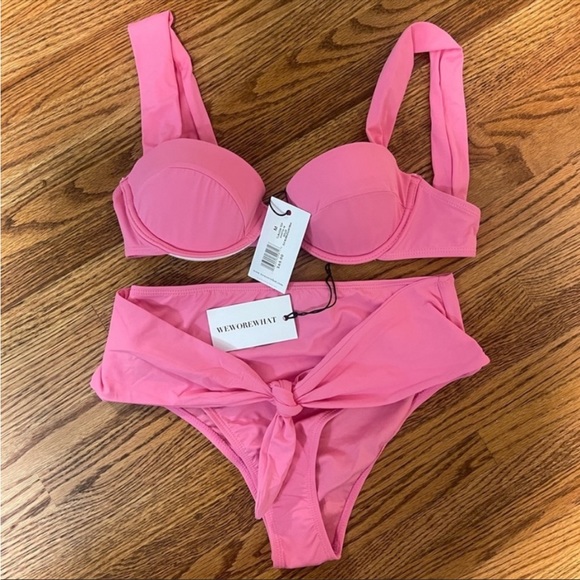 🩷NWT WEWOREWHAT Claudia Bikini Top Bubblegum Pink/Barbie - Picture 6 of 9